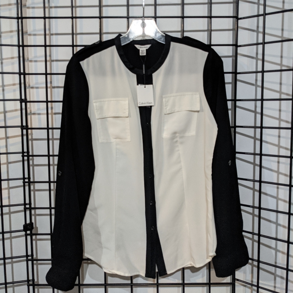 Calvin klein shirt | adjustable sleeves